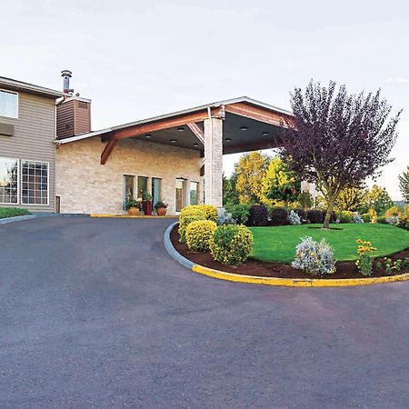 La Quinta By Wyndham Woodburn Hotel Buitenkant foto