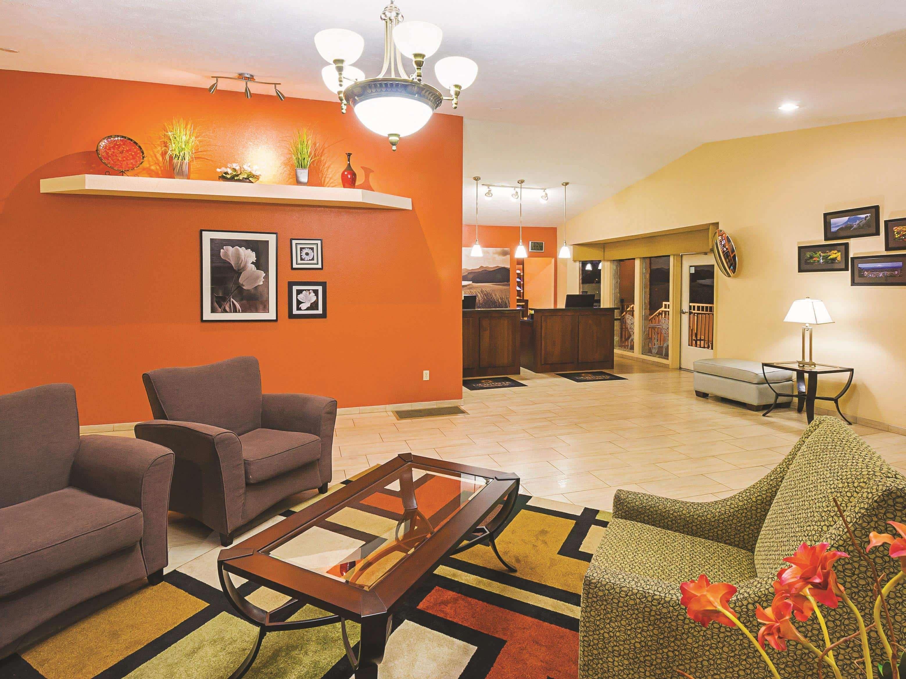 La Quinta By Wyndham Woodburn Hotel Buitenkant foto