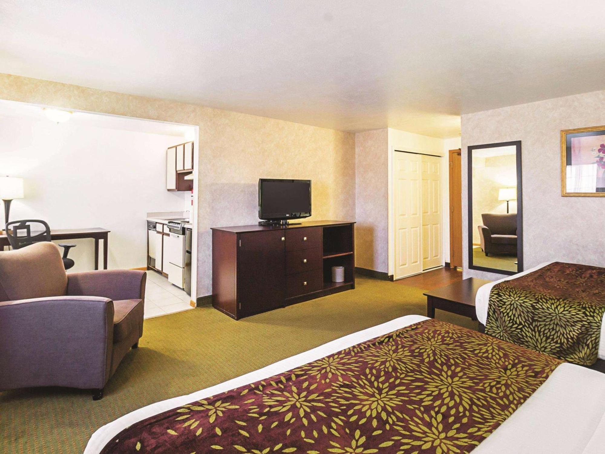 La Quinta By Wyndham Woodburn Hotel Buitenkant foto
