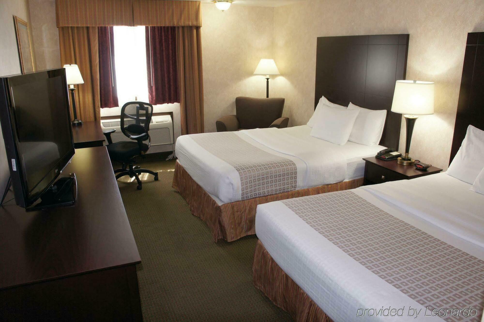 La Quinta By Wyndham Woodburn Hotel Buitenkant foto